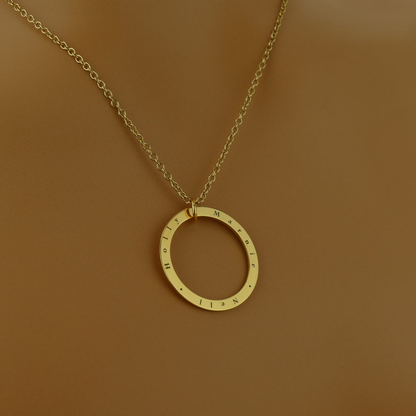 Dainty Name Circle Necklace