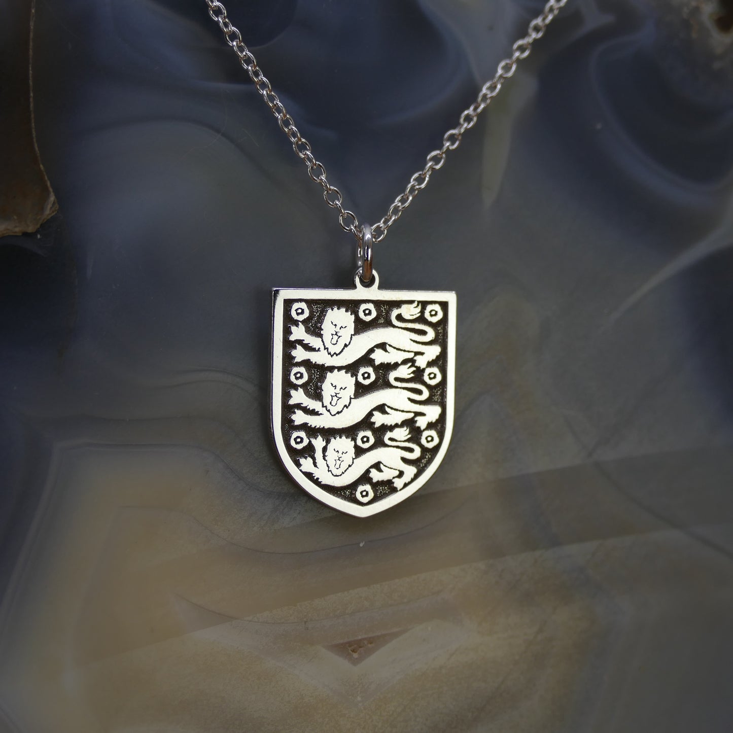 Three Lions Shield Necklace – Sterling Silver England Football Pendant