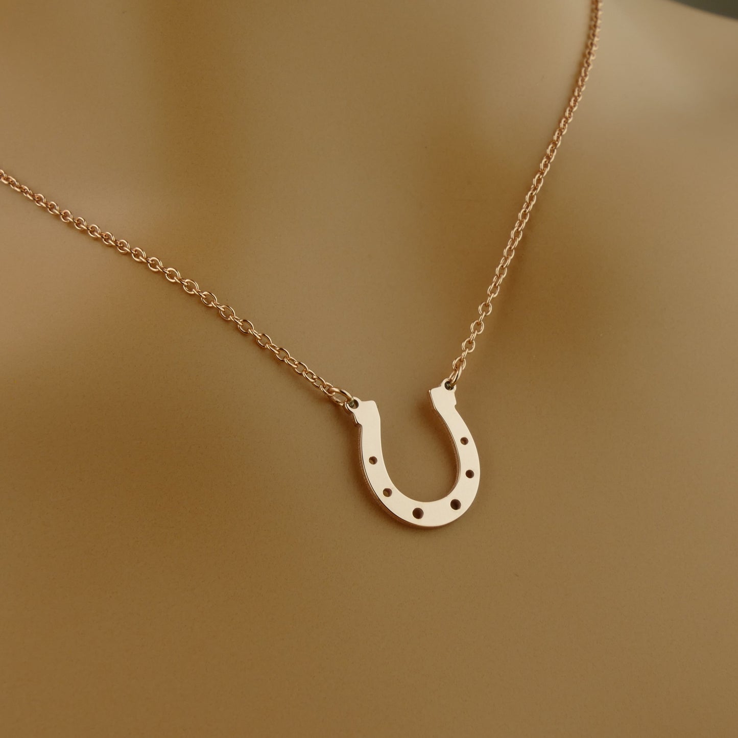 Delicate Horseshoe Necklace for Everyday Wear