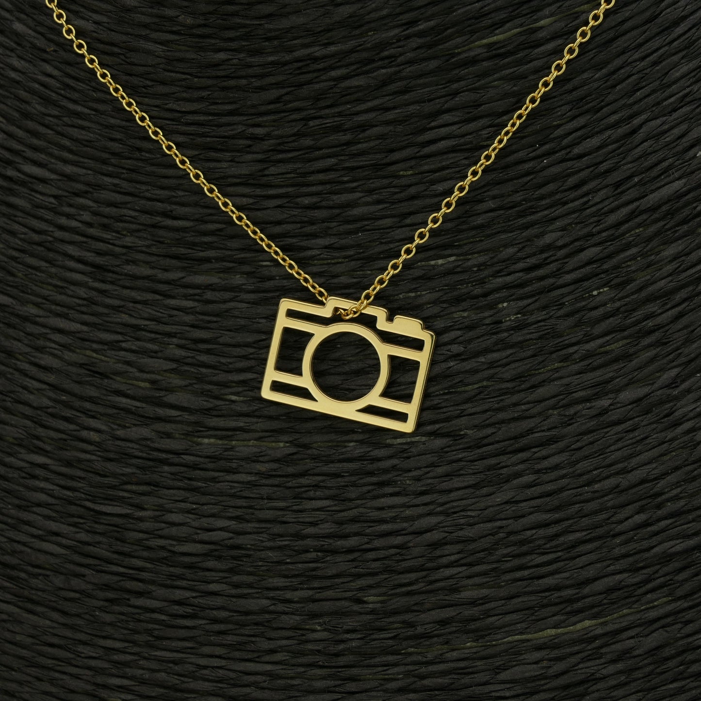 Dainty Camera Necklace