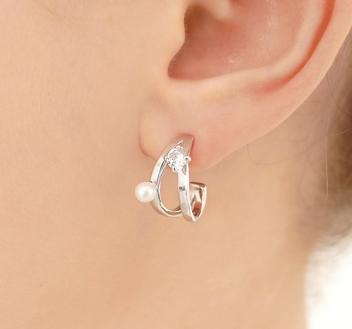 Silver Pearl/Cubic Zirconia Tear Earrings